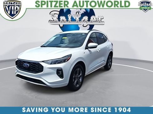 Used 2023 Ford Escape ST-Line Select AWD/4WD image 4