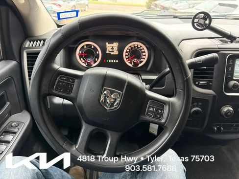 Used 2015 RAM 2500 Tradesman w/ Chrome Appearance Group AWD/4WD image 17