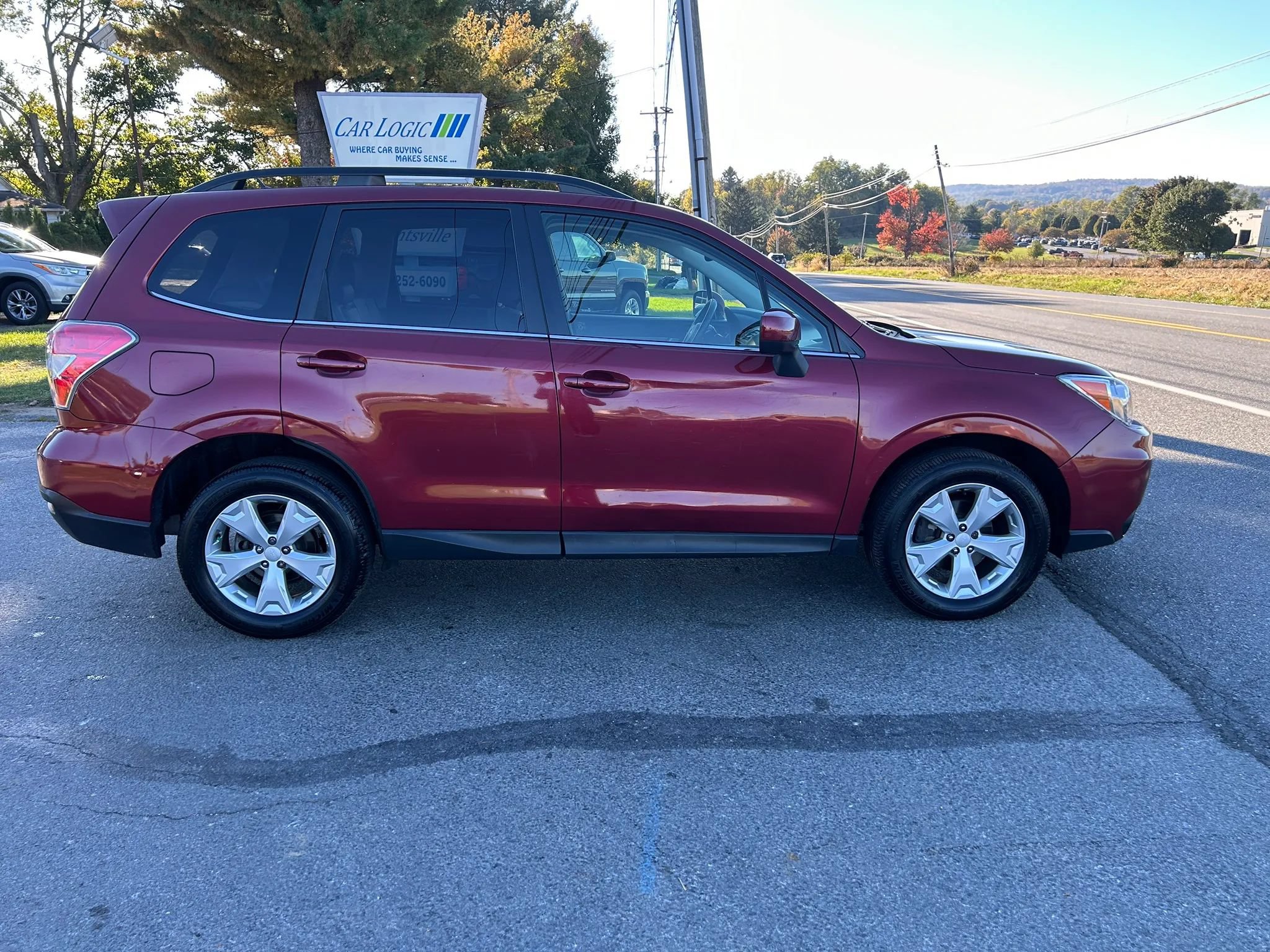 Used 2014 Subaru Forester 2.5i Limited AWD/4WD image 10