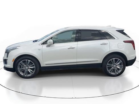 Certified 2024 Cadillac XT5 Premium Luxury w/ LPO, Floor Liner Package AWD/4WD image 2