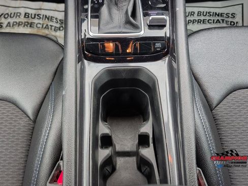 Used 2024 Jeep Compass Latitude image 18