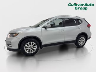 Used 2017 Nissan Rogue SV w/ SV Premium Package video 2