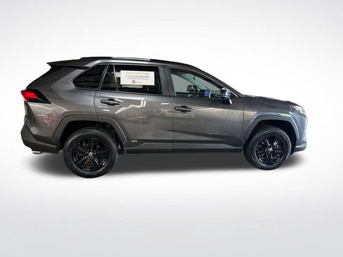 Certified 2025 Toyota RAV4 LE AWD/4WD image 6