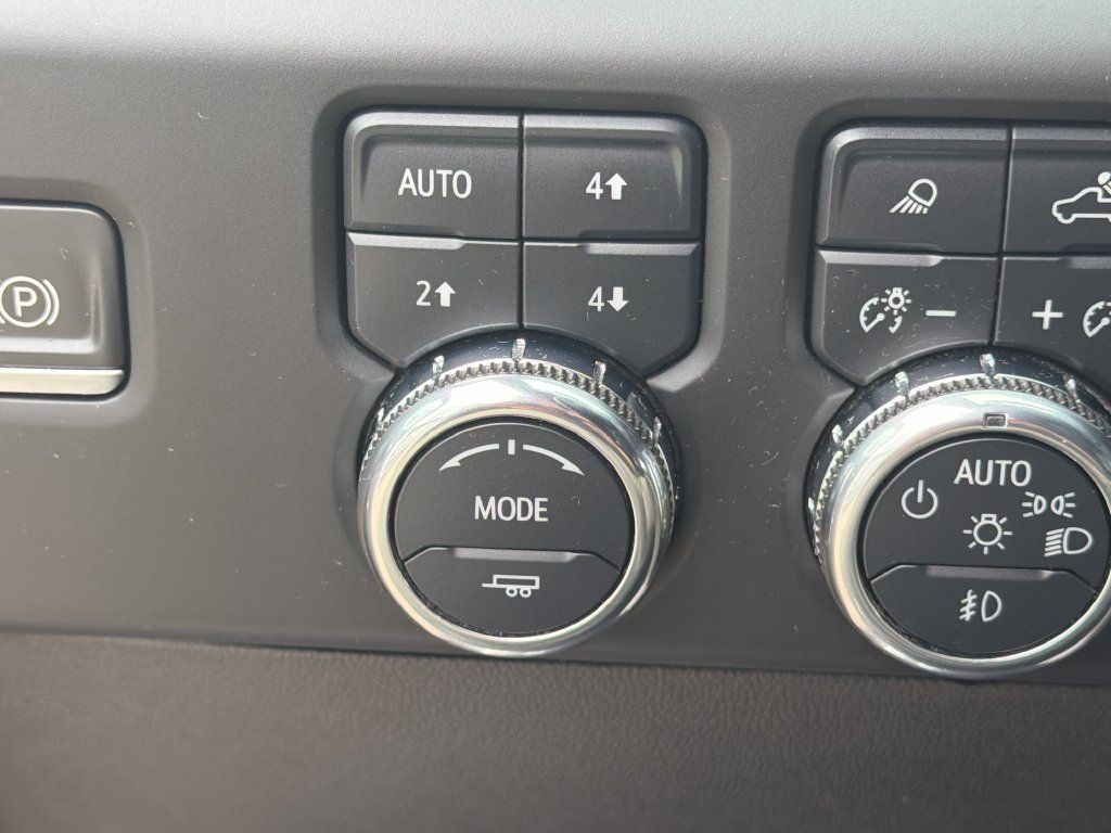 Certified 2023 GMC Sierra 1500 AT4 AWD/4WD image 22