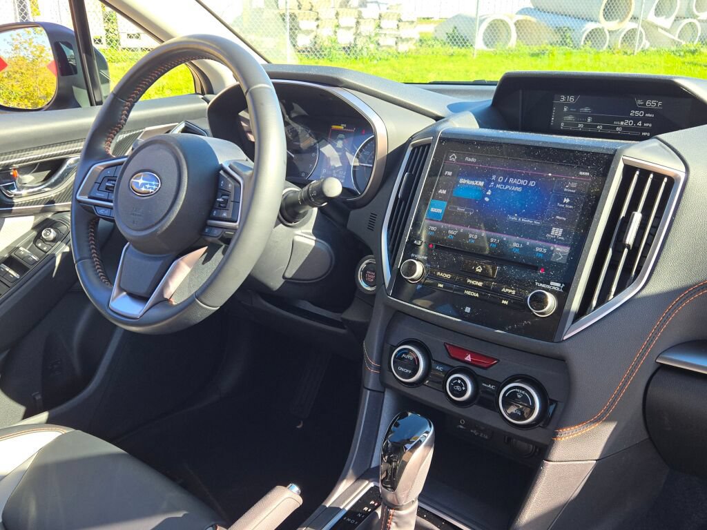 Used 2020 Subaru Crosstrek 2.0i Limited w/ Moonroof Package AWD/4WD image 8