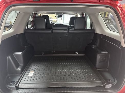 Used 2022 Toyota 4Runner Limited AWD/4WD image 21
