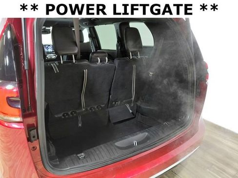 Certified 2025 Chrysler Pacifica Select FWD image 13