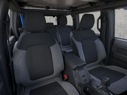 New 2025 Ford Bronco 4-Door image 10