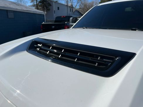 Used 2019 Chevrolet Silverado 2500 LT w/ Custom Sport Edition image 30