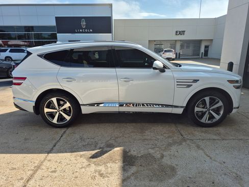 Used 2022 Genesis GV80 3.5T Advanced + AWD/4WD image 3