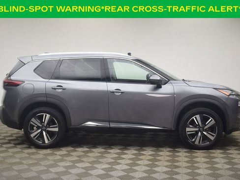 Used 2023 Nissan Rogue SL image 12