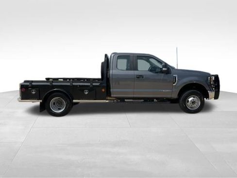 Used 2022 Ford F350 XL w/ Power Equipment Group image 8