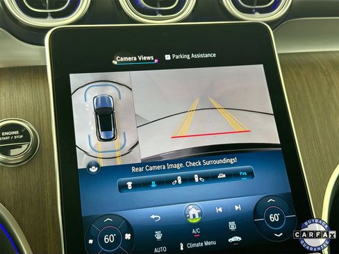 Used 2025 Mercedes-Benz GLC 350e 4MATIC image 15