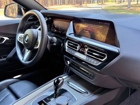 Used 2024 BMW Z4 sDrive30i w/ Premium Package RWD image 14