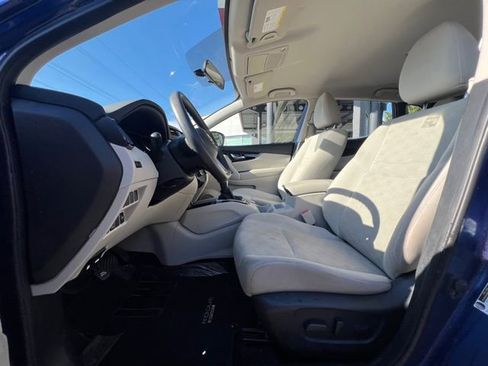 Used 2018 Nissan Rogue Sport SV image 15