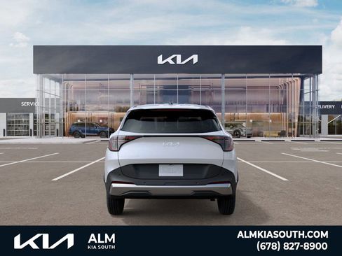 New 2026 Kia Sportage LX FWD image 5