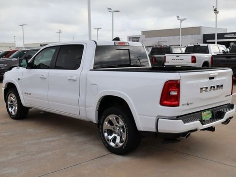 New 2026 RAM 1500 4x4 Crew Cab image 4