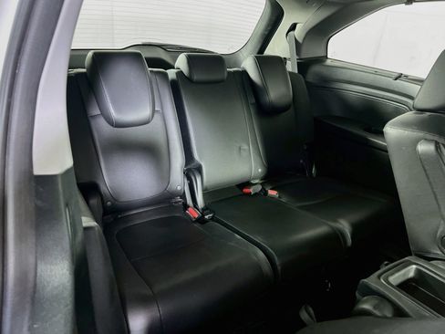 Used 2023 Honda Odyssey Touring image 29