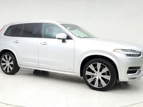 Used 2021 Volvo XC90 T6 Inscription image 3
