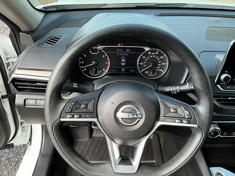 Certified 2024 Nissan Altima 2.5 SV FWD image 15