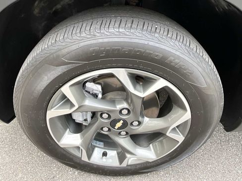 Certified 2024 Chevrolet Trax LT FWD image 30