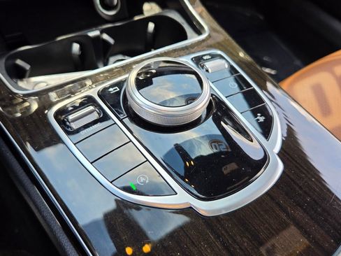 Used 2020 Mercedes-Benz C 300 Coupe image 19