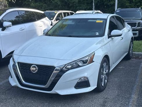 Used 2020 Nissan Altima 2.5 S FWD image 3