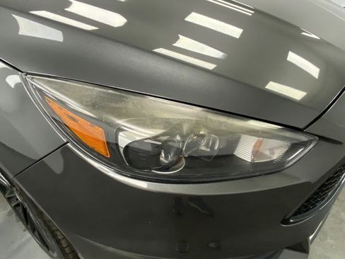 Used 2017 Ford Focus ST w/ Equipment Group 401A image 10