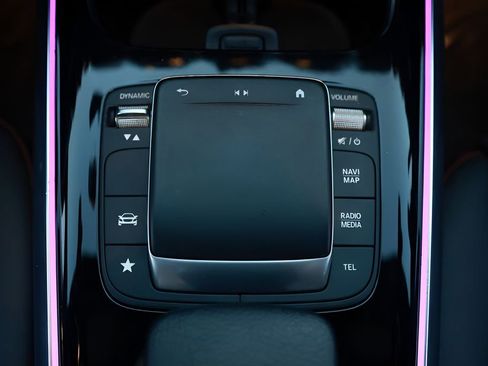 Used 2023 Mercedes-Benz GLA 250 GLA 250 image 36