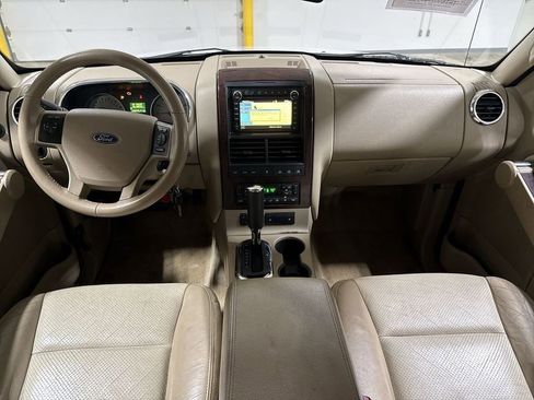 Used 2010 Ford Explorer Limited image 10