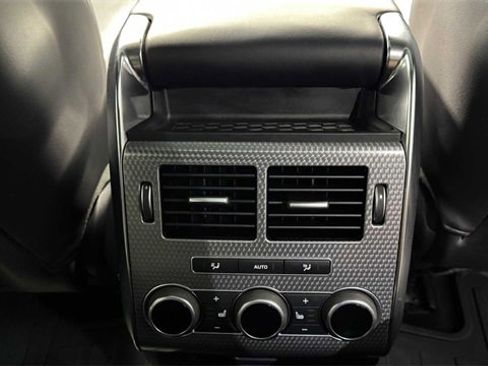 Used 2017 Land Rover Range Rover Sport SVR image 17