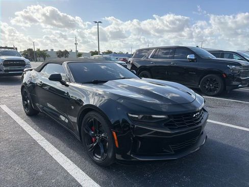 Used 2022 Chevrolet Camaro LT image 15