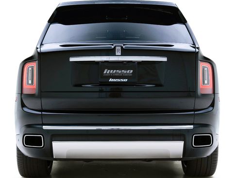 Used 2022 Rolls-Royce Cullinan w/ Cullinan Package AWD/4WD image 5