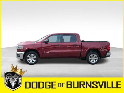 Used 2025 RAM 1500 Big Horn AWD/4WD image 4