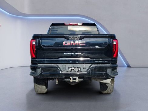 Used 2024 GMC Sierra 2500 Denali w/ Technology Package image 4