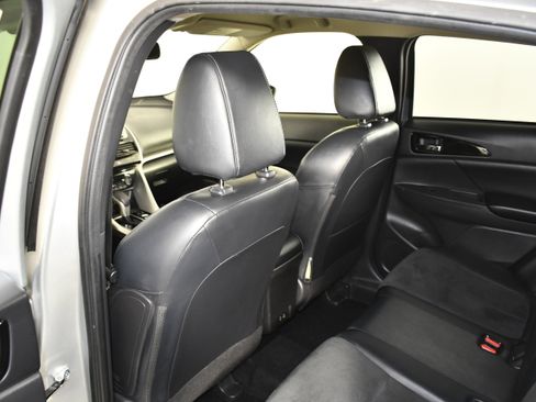 Used 2024 Mitsubishi Eclipse Cross SE image 45