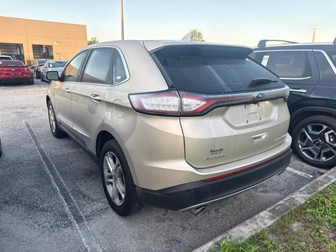 Used 2018 Ford Edge Titanium w/ Equipment Group 301A FWD image 3