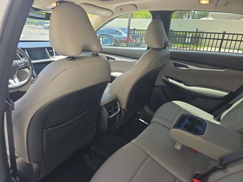 Used 2023 INFINITI QX50 Luxe FWD image 10
