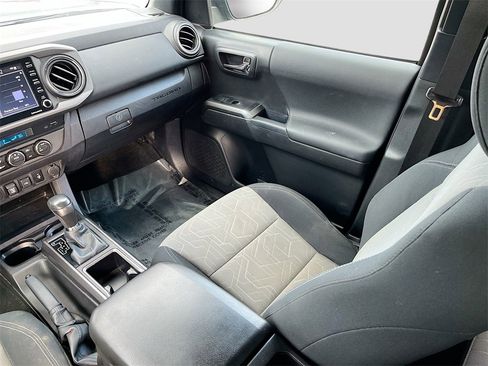 Used 2023 Toyota Tacoma TRD Off-Road w/ Black Out Package (TMS) image 21