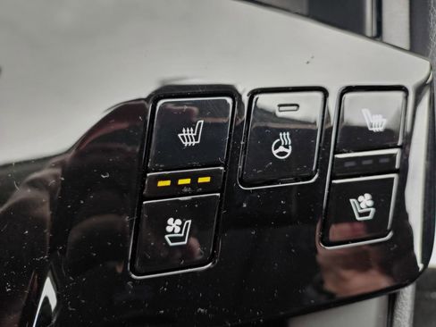 Used 2025 Kia Sportage SX Prestige image 17