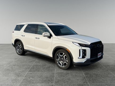 Used 2024 Hyundai Palisade Limited AWD/4WD image 7