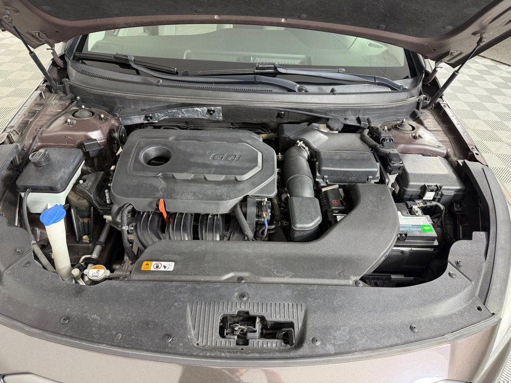 Used 2016 Hyundai Sonata Sport w/ Option Group 1V FWD image 27