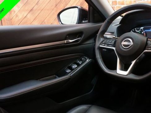 Certified 2023 Nissan Altima 2.5 SR w/ SR Premium Package image 33