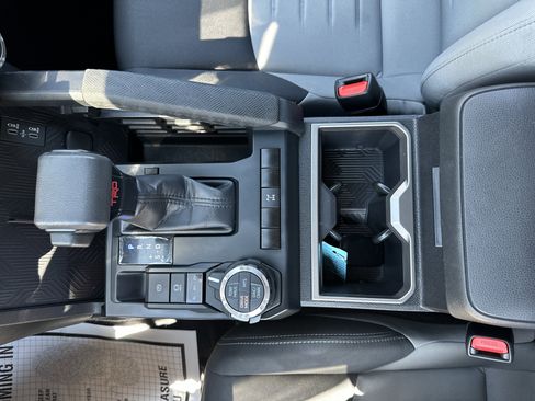 Certified 2024 Toyota Tacoma TRD Off-Road image 30