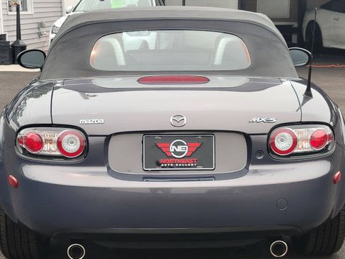 Used 2007 MAZDA MX-5 Miata Sport RWD image 13