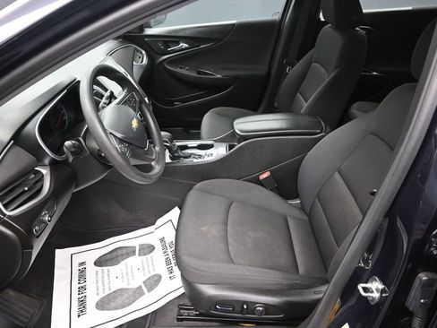 Used 2023 Chevrolet Malibu LT FWD image 14