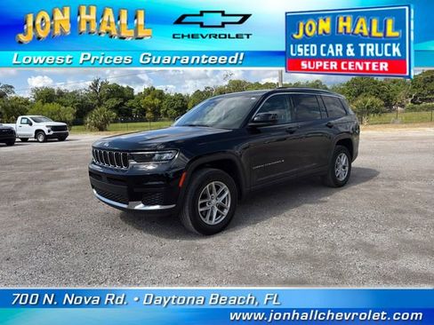 Used 2023 Jeep Grand Cherokee L Laredo w/ Luxury Tech Group I RWD image 2