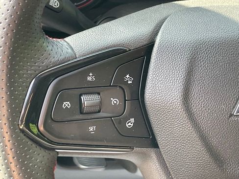 Used 2023 Chevrolet TrailBlazer RS w/ Convenience Package AWD/4WD image 25