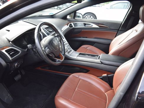 Used 2020 Lincoln MKZ Reserve AWD/4WD image 9