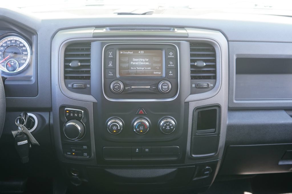 Used 2018 RAM 1500 Express w/ Express Value Package AWD/4WD image 24